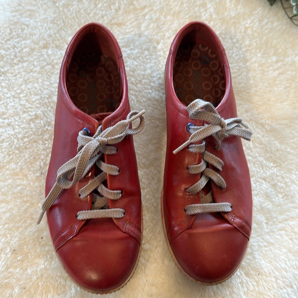 Ecco shoes - Picture 2 of 6